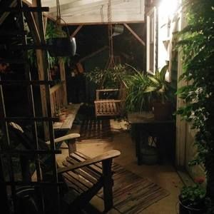 Meet your Posher, Claudia